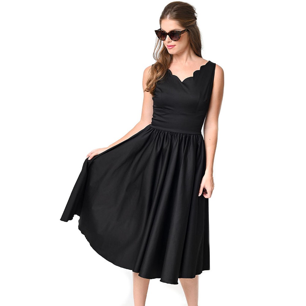 Black Scallop Cinched Lady like Dress