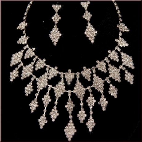 Rhinestone Necklace Adequate Earrings Set