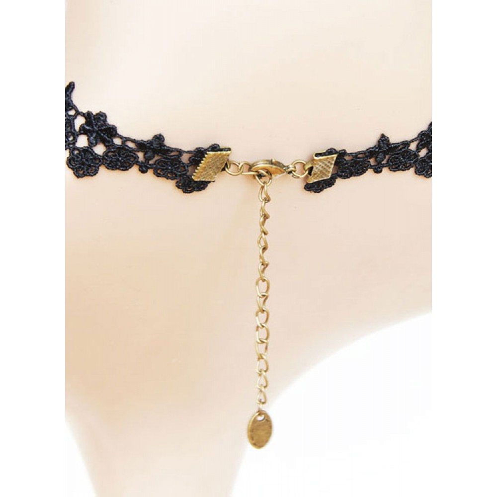 Elegant Rose Onyx Pendant Necklace